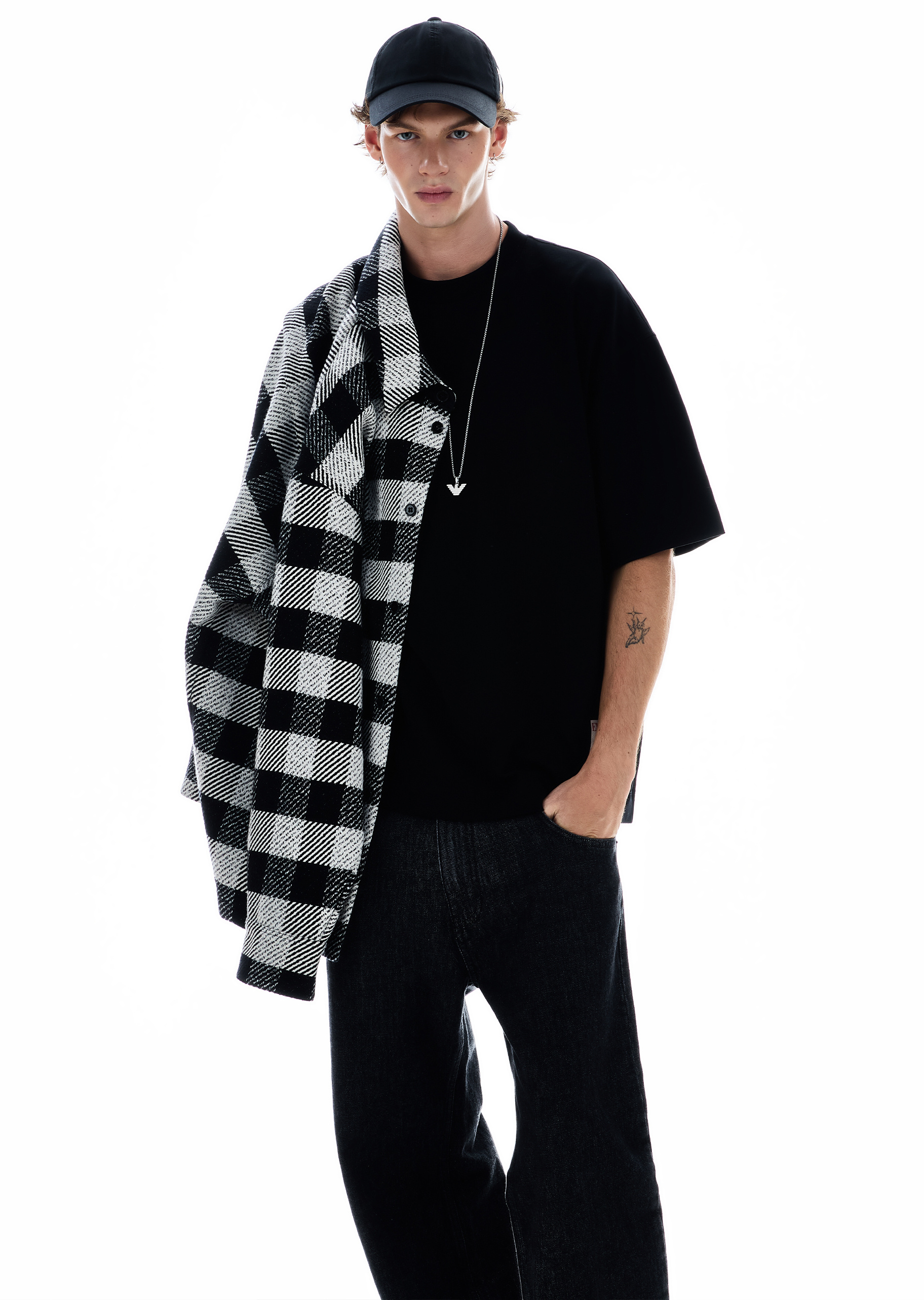 Emporio Armani 易烊千玺限定系列男女同款全棉宽松短袖T恤
