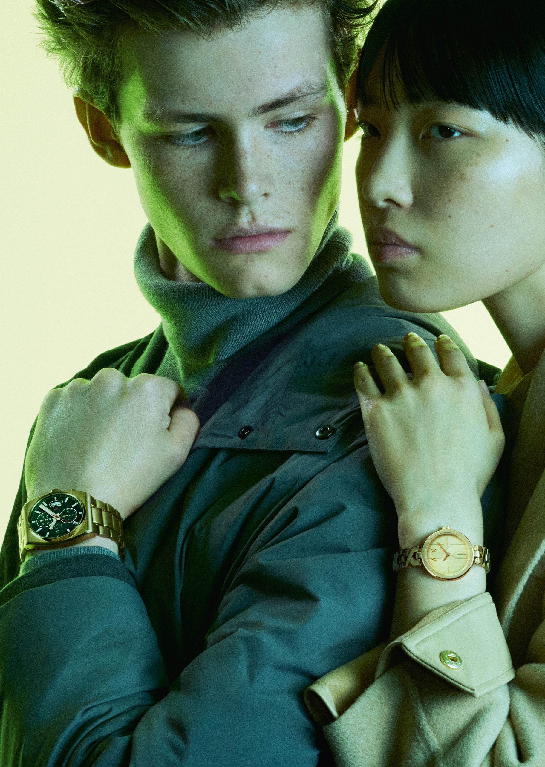 ARMANI EXCHANGE 女士镂空钢质表带双指针石英腕表