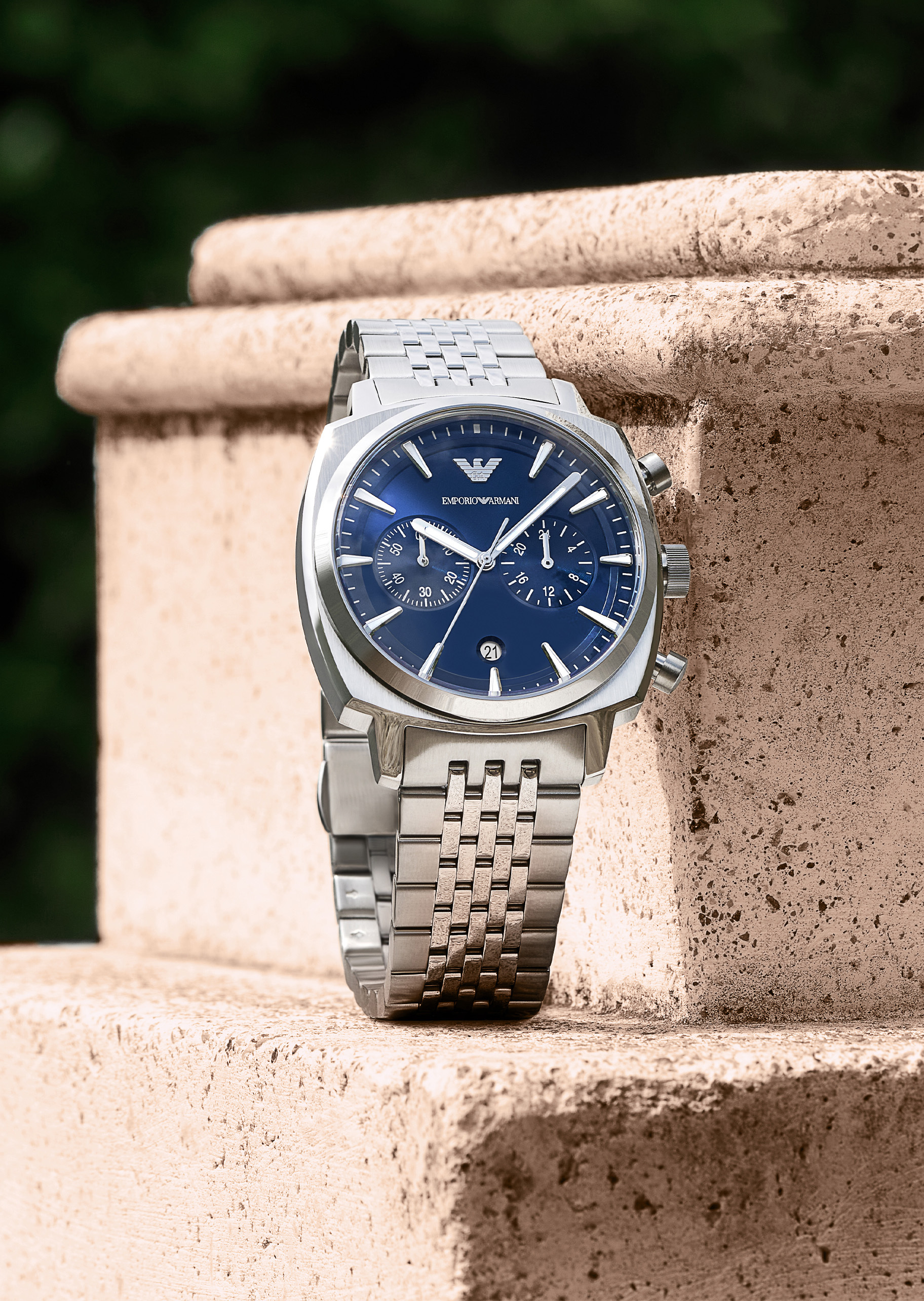 Emporio Armani 男士夜光素色钢带简约时尚石英手表腕表