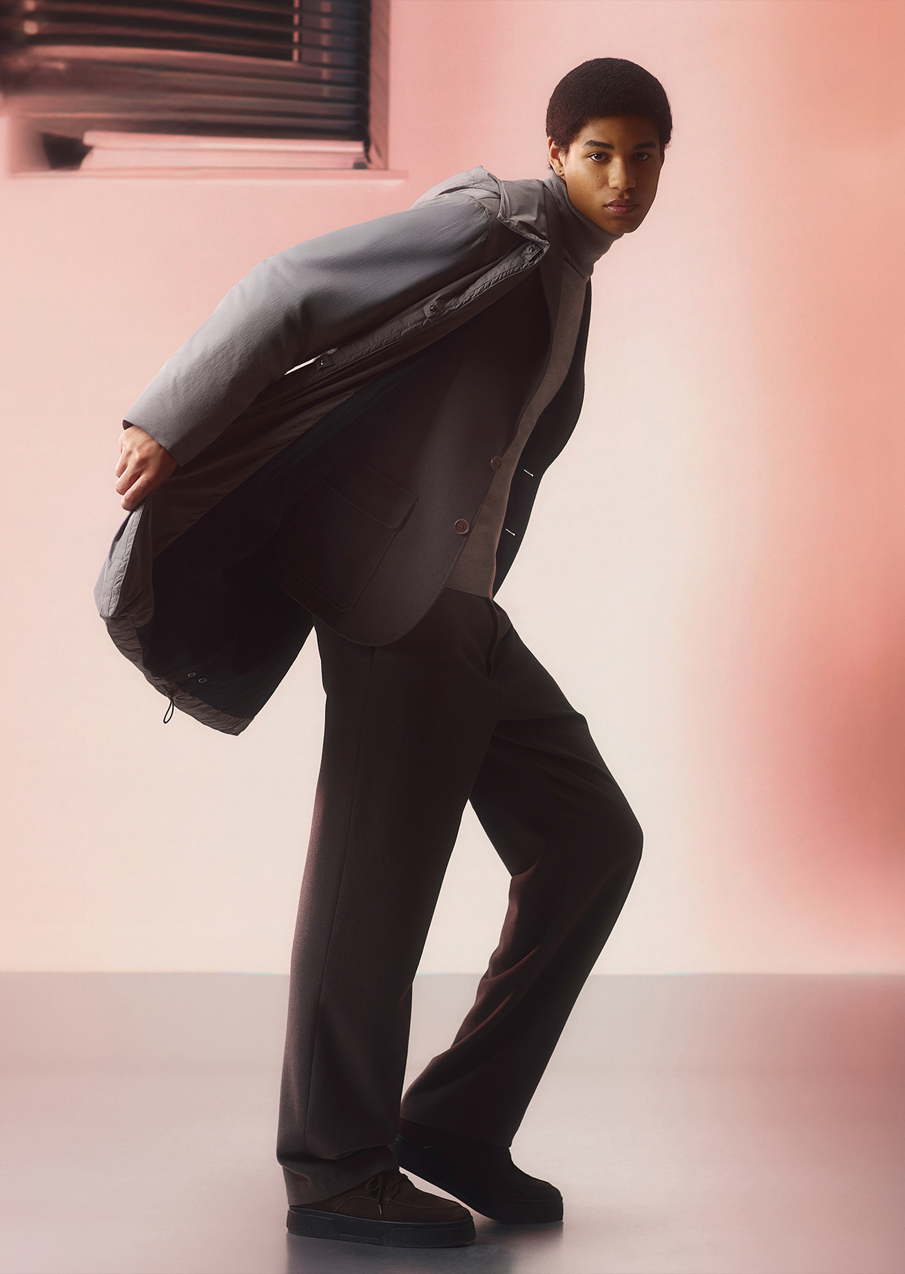 ARMANI EXCHANGE 男士绒面革系带低帮圆头厚底休闲鞋