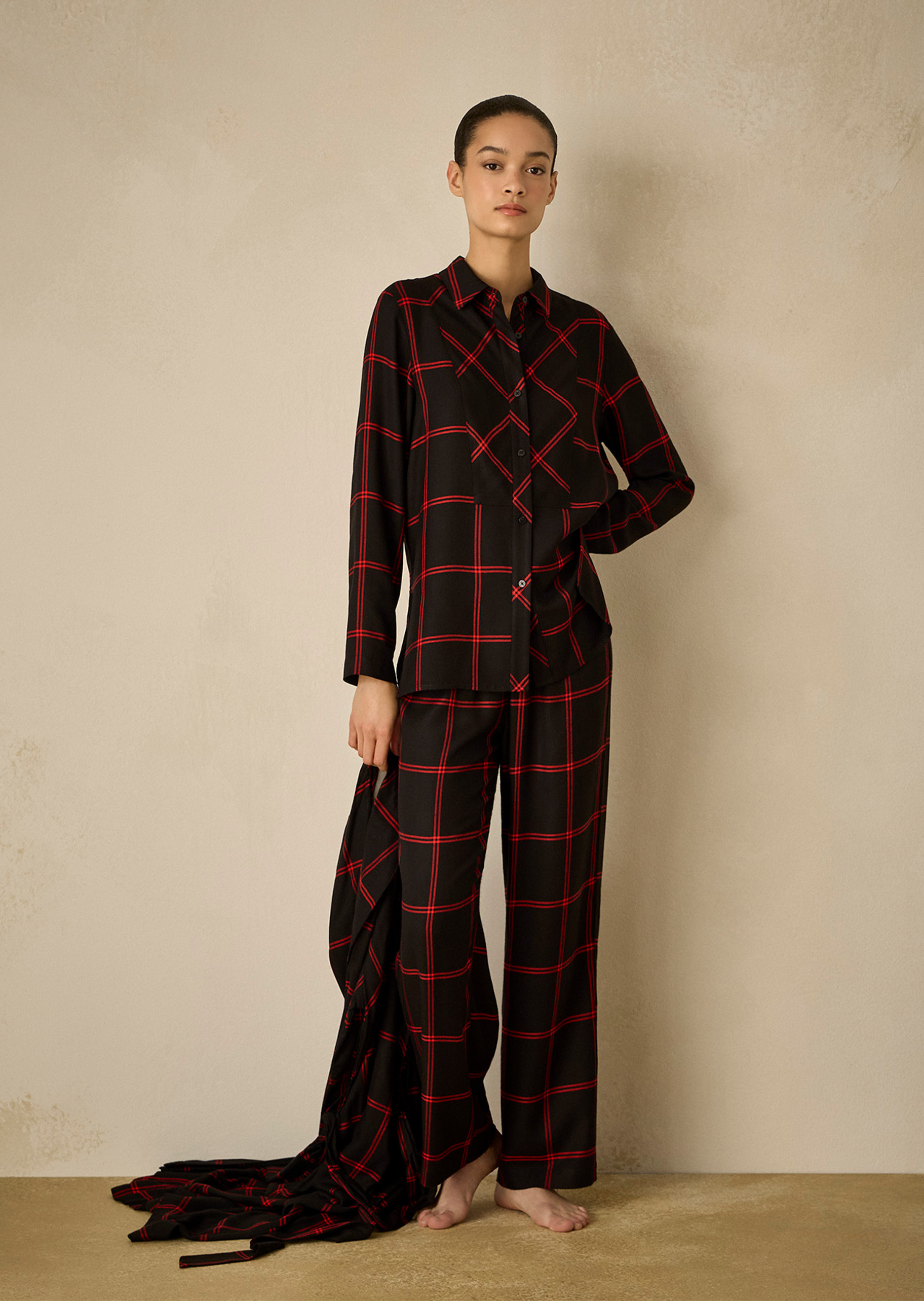 Emporio Armani 女士松弛休闲翻领长裤家居睡衣套装