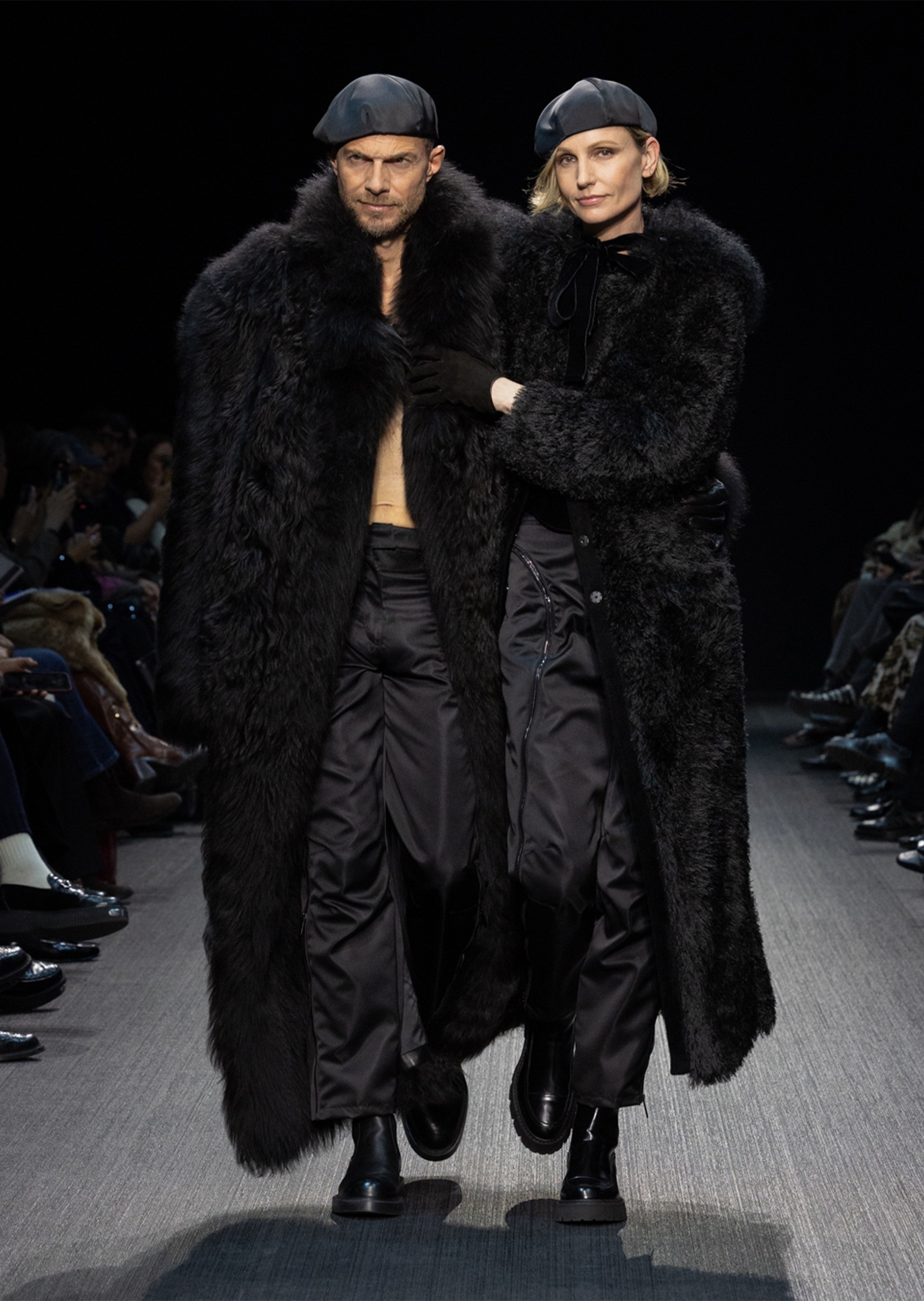 Emporio Armani 女士秀场同款牛皮革商务通勤休闲皮鞋靴子