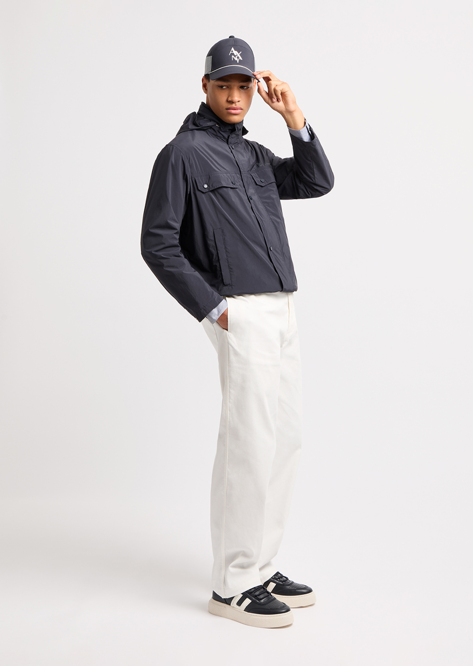 ARMANI EXCHANGE 男士系带低帮圆头平底撞色拼接休闲鞋