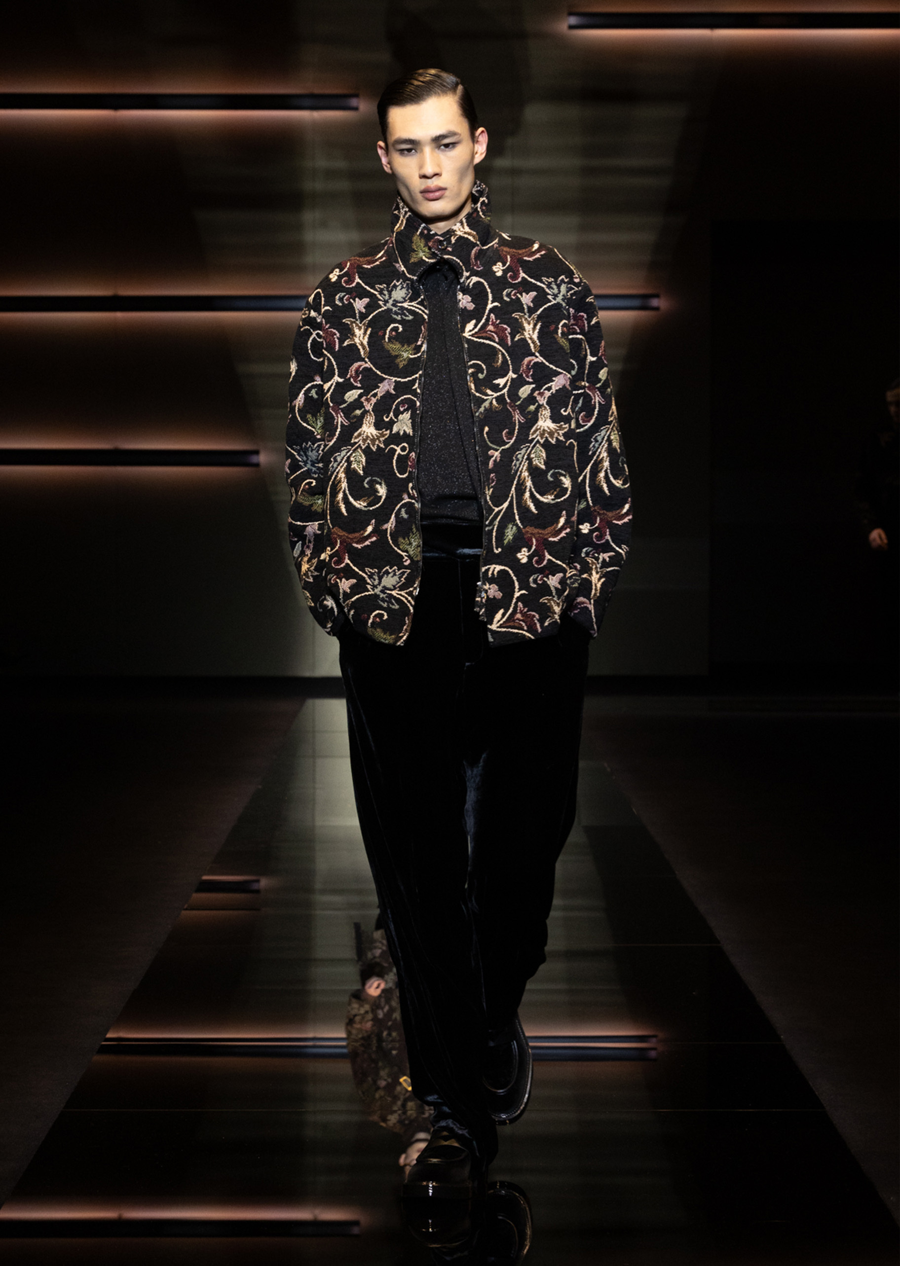 Emporio Armani 男士秀场同款翻领长袖休闲通勤人夫感衬衫