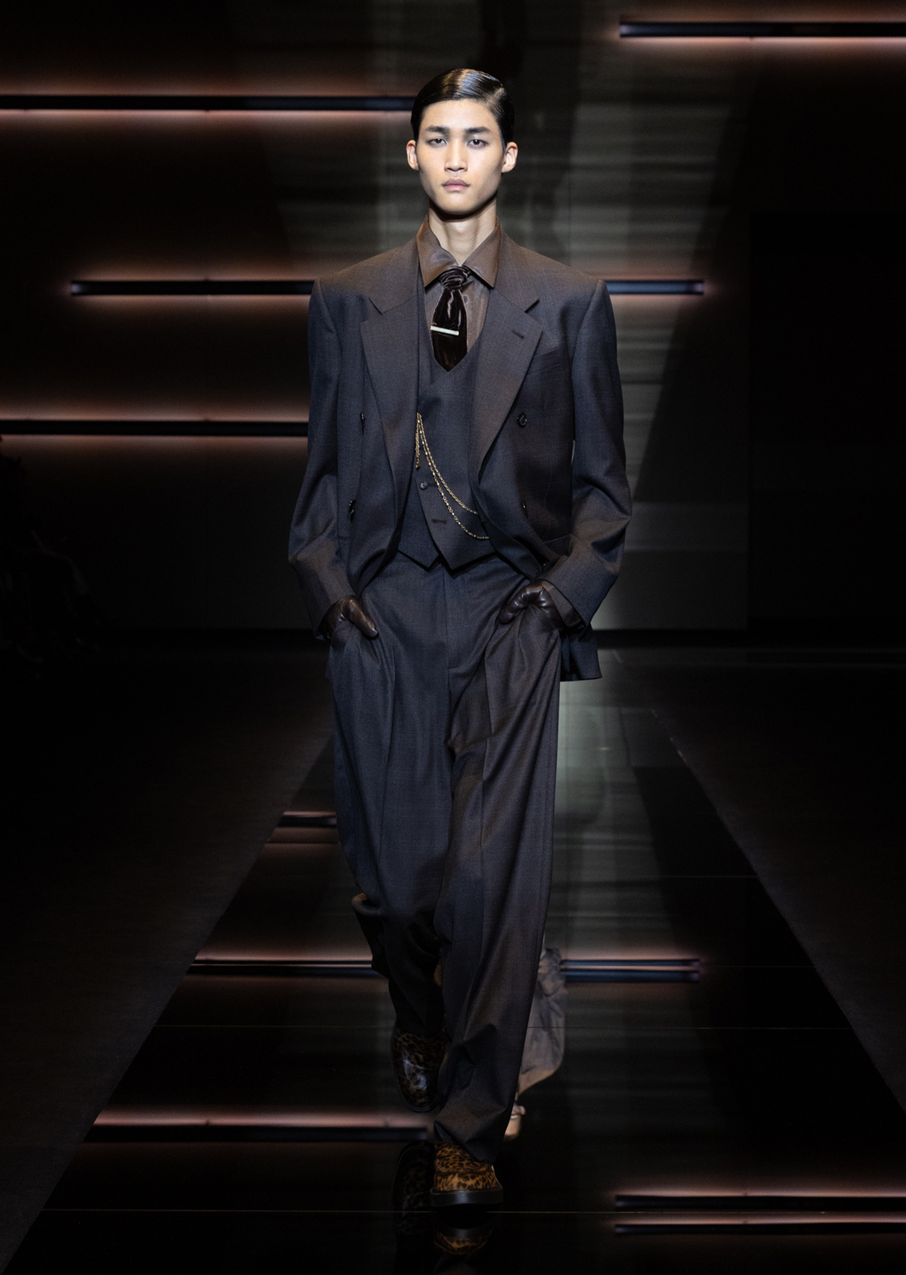 Emporio Armani 男士秀场同款全绵羊毛戗驳领绅士风西装外套