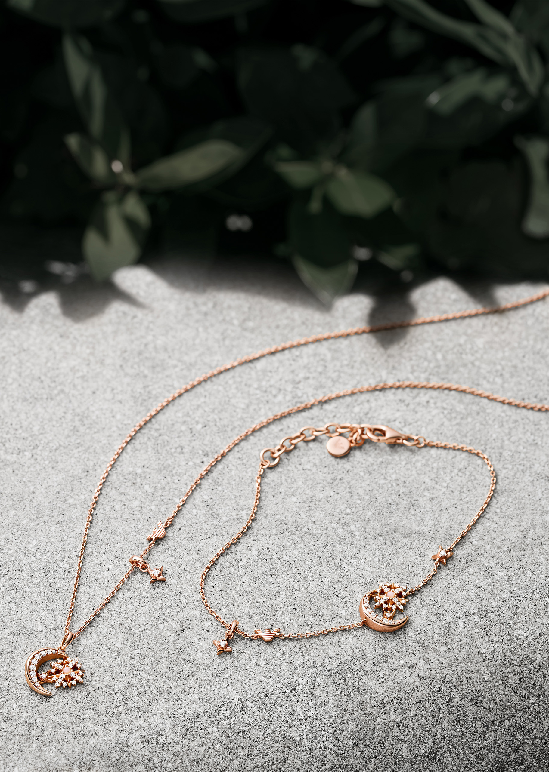 Emporio Armani 【预售】白鹿同款女士密镶月亮星星龙虾扣项链