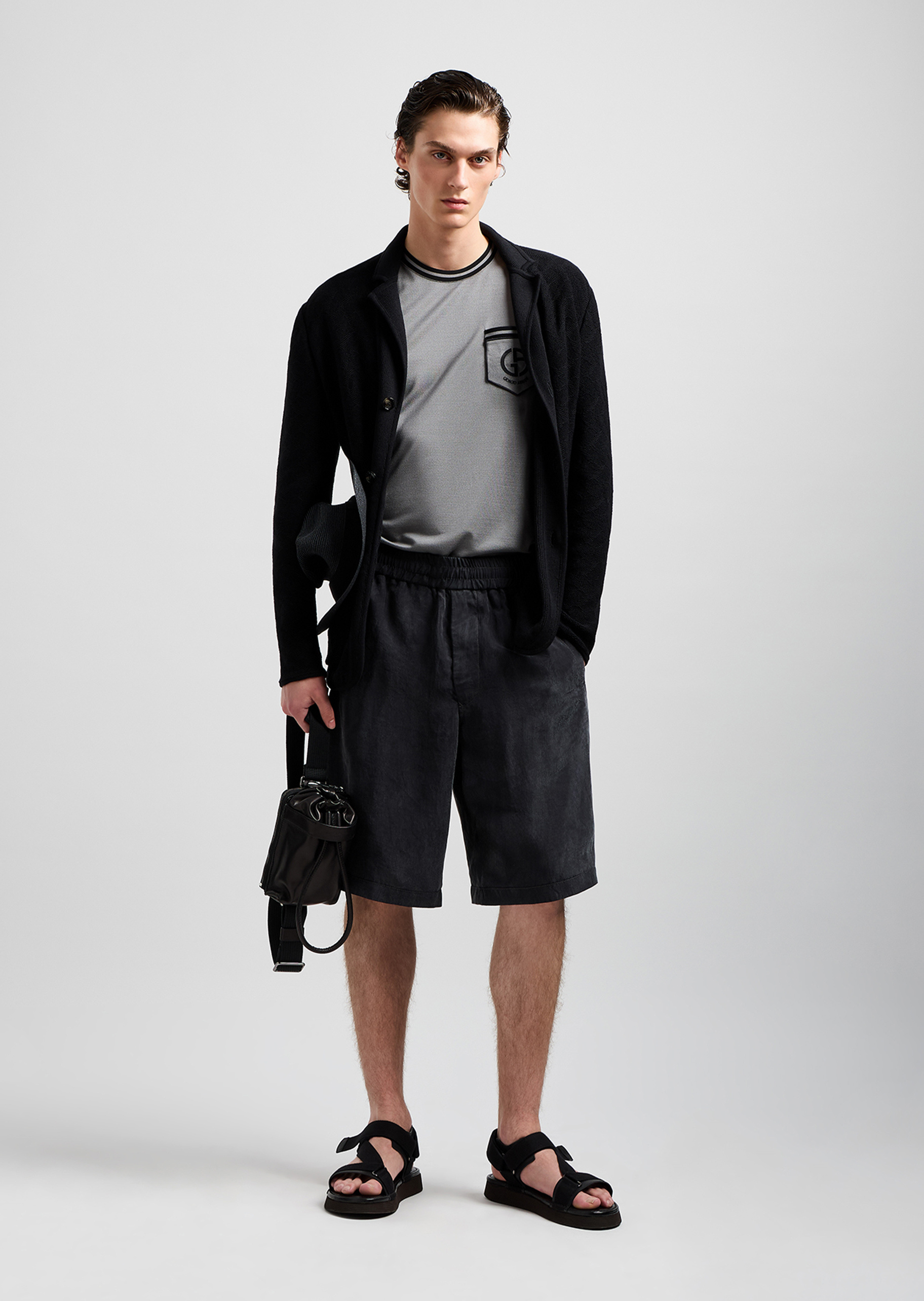 Giorgio Armani 男士莱赛尔松紧腰直筒百慕大短裤